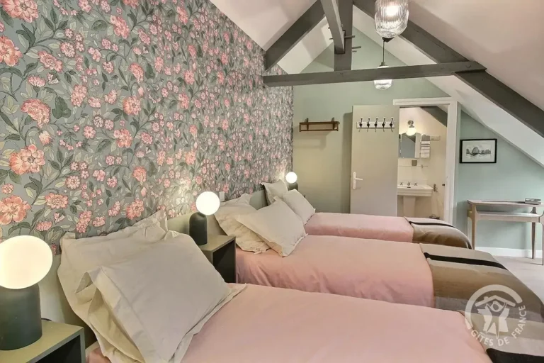 chambre partagée 3 lits simples relais du Cap Fréhel séjour de jeûne en harmonie