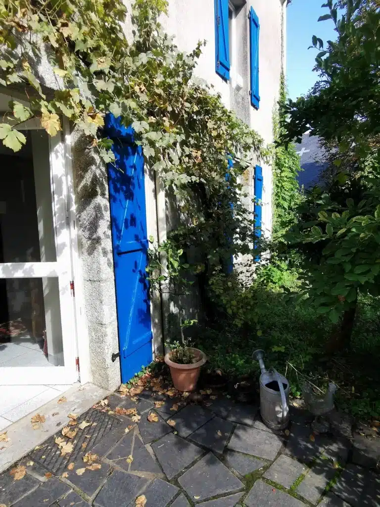 terrasse maison ménigo séjours de Jeûne en harmonie